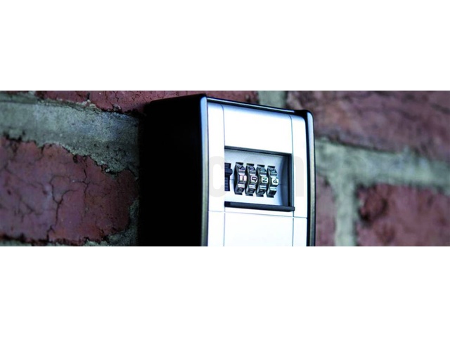 787 KEY GARAGE 1767